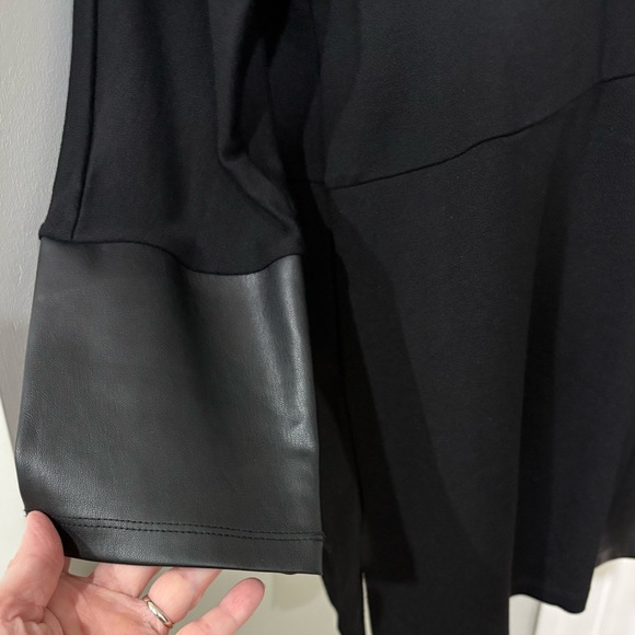 NWOT Jones NY Leather Look Tunic - Picture 4 of 7